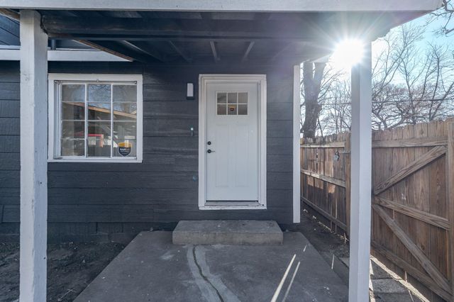 638 S Greenwood, Wichita, KS 67211