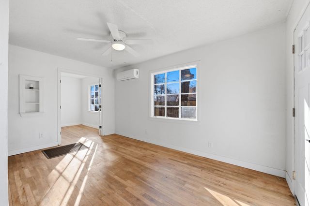 638 S Greenwood, Wichita, KS 67211