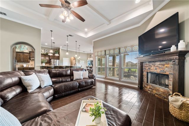 2034 Arash Dr, Corpus Christi, TX 78413