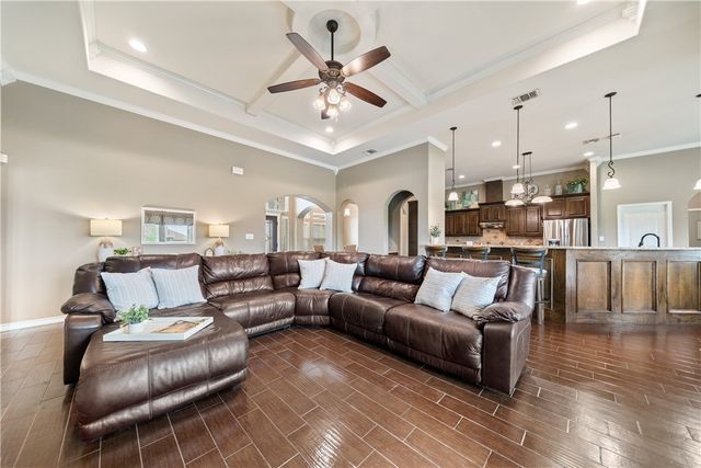 2034 Arash Dr, Corpus Christi, TX 78413