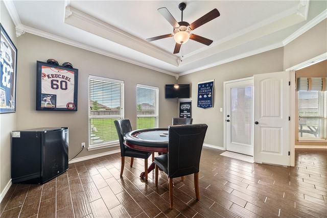 2034 Arash Dr, Corpus Christi, TX 78413