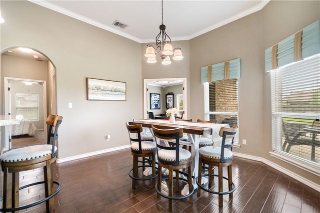2034 Arash Dr, Corpus Christi, TX 78413