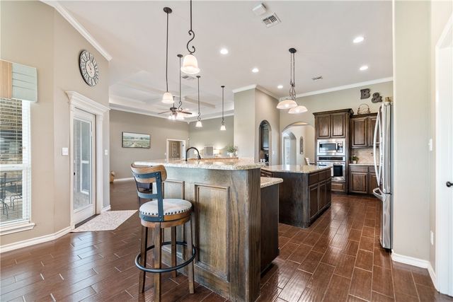 2034 Arash Dr, Corpus Christi, TX 78413