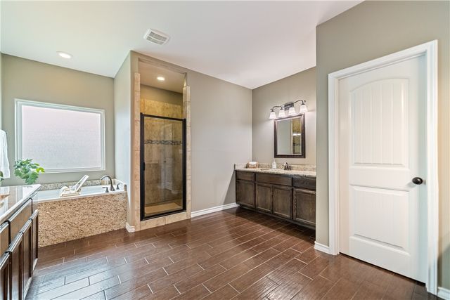 2034 Arash Dr, Corpus Christi, TX 78413