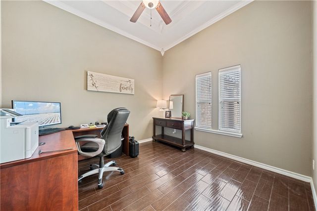 2034 Arash Dr, Corpus Christi, TX 78413