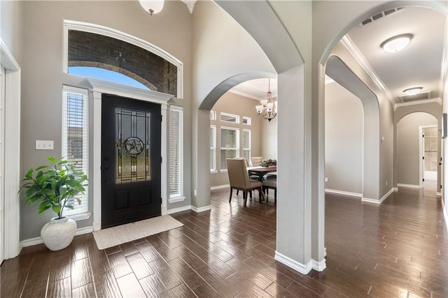 2034 Arash Dr, Corpus Christi, TX 78413