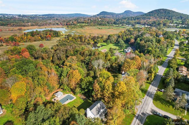 319 Bellvale Lakes Road, Warwick, NY 10990