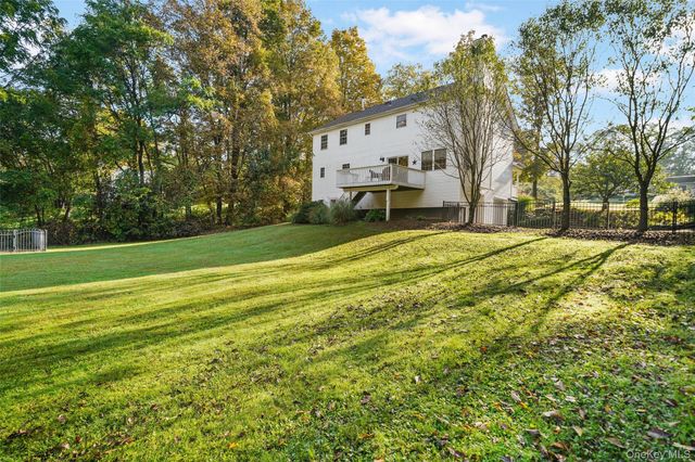 319 Bellvale Lakes Road, Warwick, NY 10990