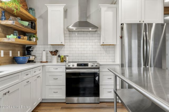 253 Moutardier Bay Dr, Leitchfield, KY 42754