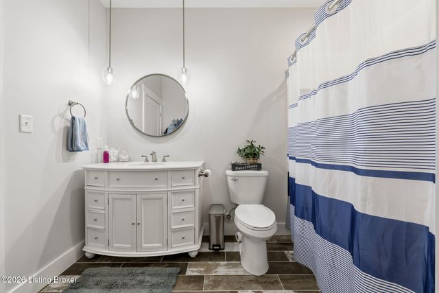 253 Moutardier Bay Dr, Leitchfield, KY 42754