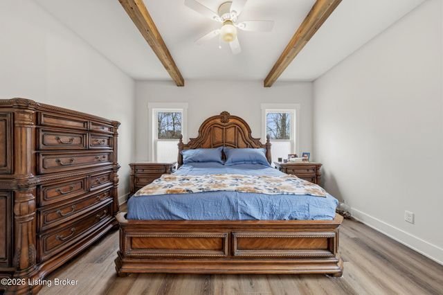 253 Moutardier Bay Dr, Leitchfield, KY 42754