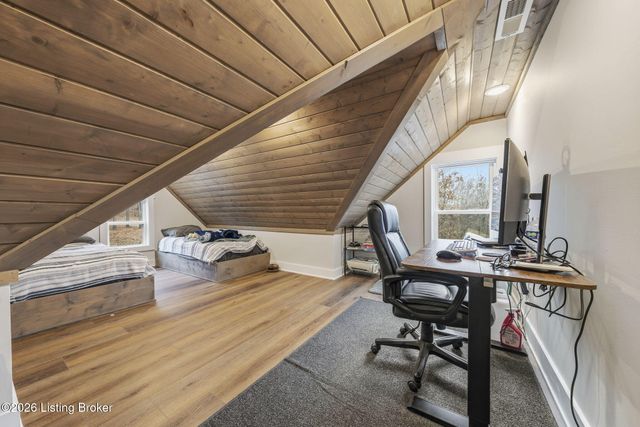 253 Moutardier Bay Dr, Leitchfield, KY 42754