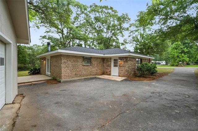 7110 Aljon Court, Theodore, AL 36582