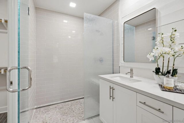 2420 Community Ln 44, San Diego, CA 92108