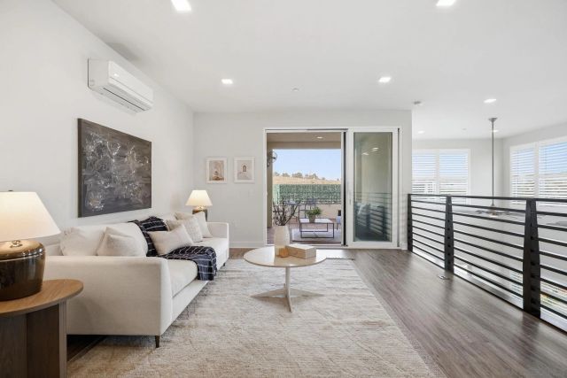 2420 Community Ln 44, San Diego, CA 92108