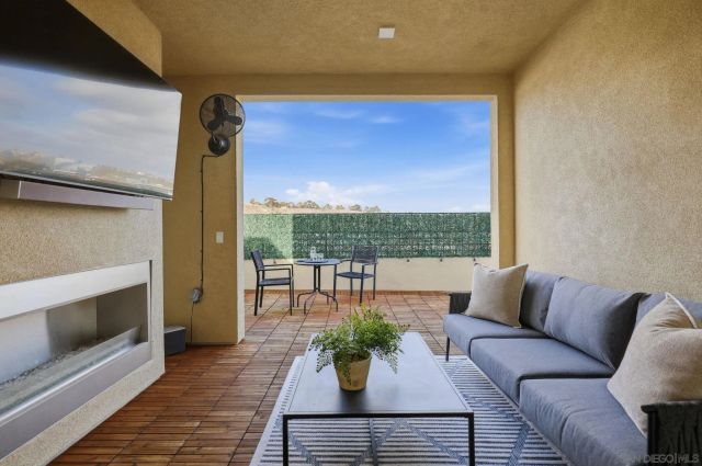 2420 Community Ln 44, San Diego, CA 92108