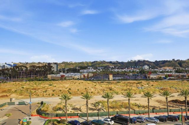 2420 Community Ln 44, San Diego, CA 92108