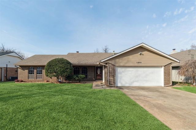 11805 Ashford Drive, Yukon, OK 73099