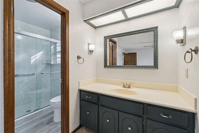 11805 Ashford Drive, Yukon, OK 73099