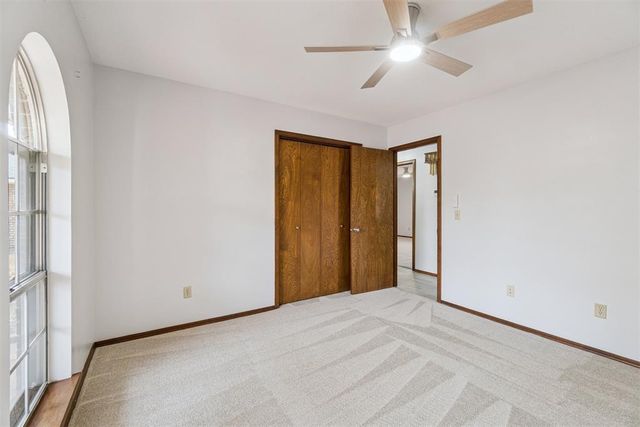 11805 Ashford Drive, Yukon, OK 73099