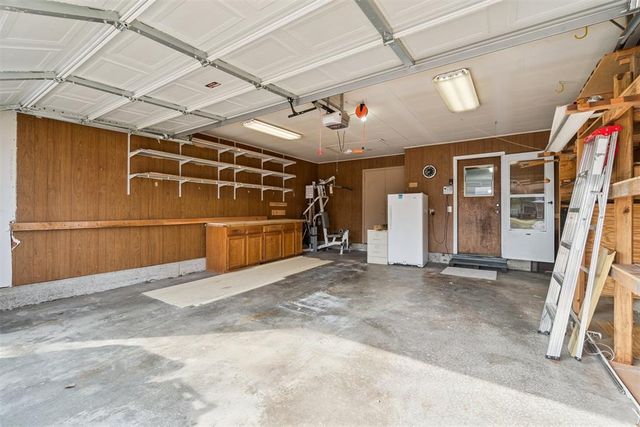 11805 Ashford Drive, Yukon, OK 73099