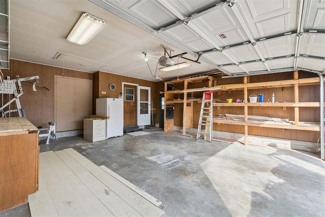 11805 Ashford Drive, Yukon, OK 73099