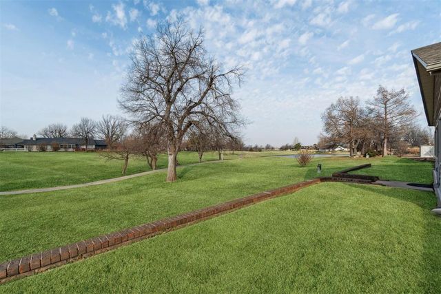 11805 Ashford Drive, Yukon, OK 73099