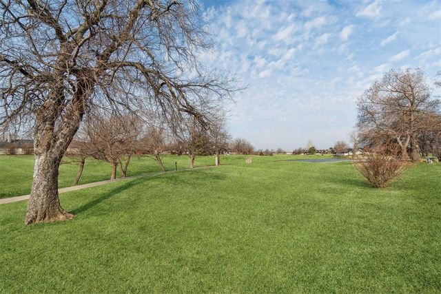 11805 Ashford Drive, Yukon, OK 73099