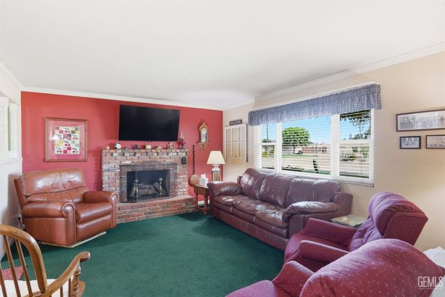 11600 Whippoorwill Lane, Bakersfield, CA 93312
