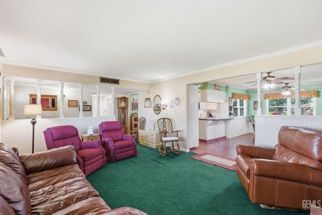 11600 Whippoorwill Lane, Bakersfield, CA 93312