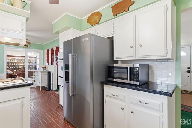 11600 Whippoorwill Lane, Bakersfield, CA 93312