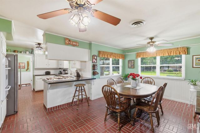 11600 Whippoorwill Lane, Bakersfield, CA 93312