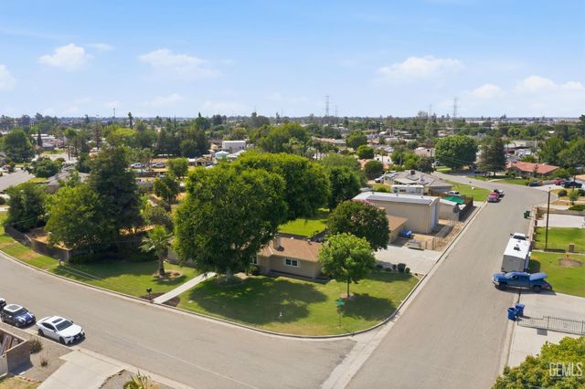 11600 Whippoorwill Lane, Bakersfield, CA 93312