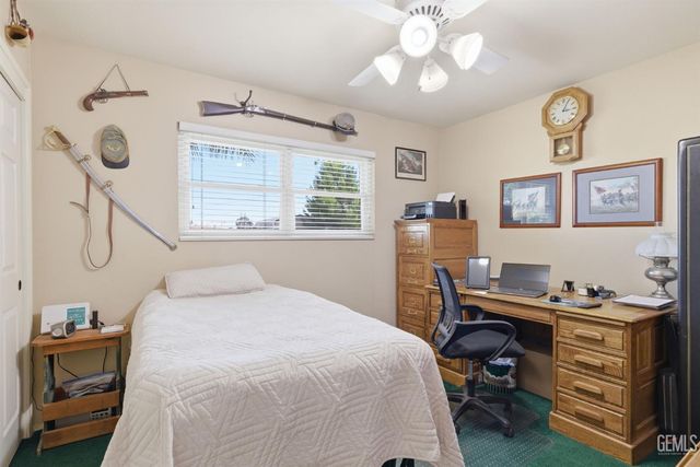 11600 Whippoorwill Lane, Bakersfield, CA 93312