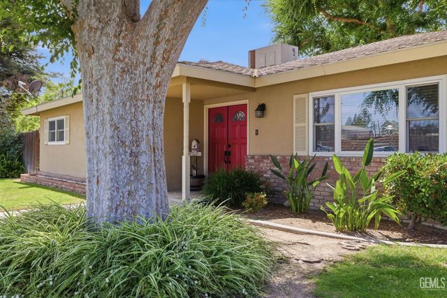 11600 Whippoorwill Lane, Bakersfield, CA 93312