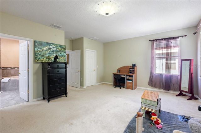 4445 AMBERLY OAKS COURT, Tampa, FL 33614