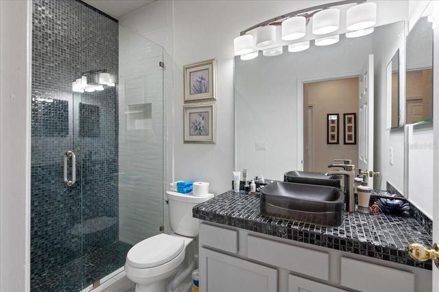 4445 AMBERLY OAKS COURT, Tampa, FL 33614