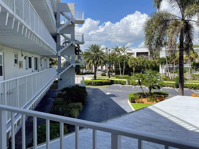 3500 S OCEAN Boulevard 211, South Palm Beach, FL 33480