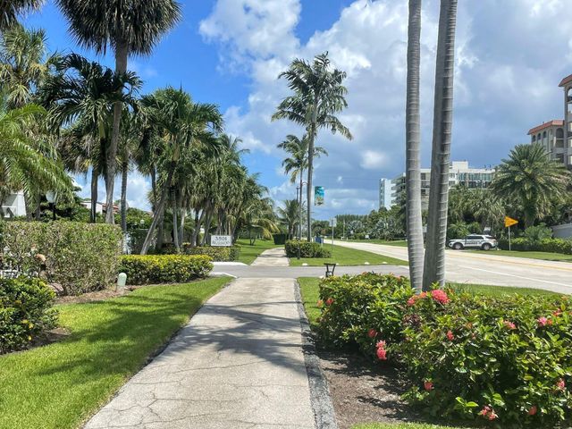 3500 S OCEAN Boulevard 211, South Palm Beach, FL 33480