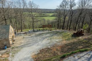 17881 Goldfinch Road, Neosho, MO 64850