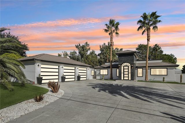 5001 North Cimarron Road, Las Vegas, NV 89149