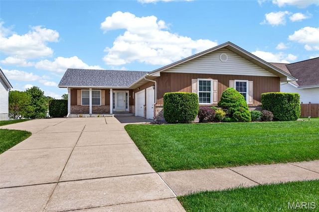 8 Meramec Shores Court, O'fallon, MO 63366