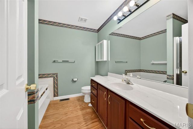 8 Meramec Shores Court, O'fallon, MO 63366
