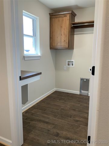 412 NW 7th Street, Wagoner, OK 74467