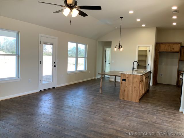 412 NW 7th Street, Wagoner, OK 74467