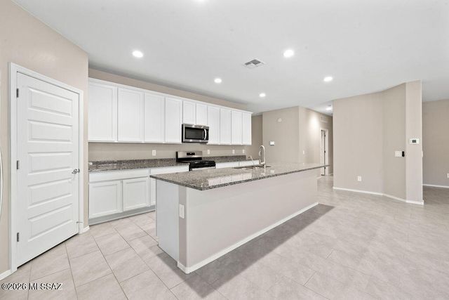 10188 N Desert Tea Drive, Marana, AZ 85653