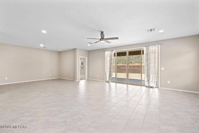 10188 N Desert Tea Drive, Marana, AZ 85653