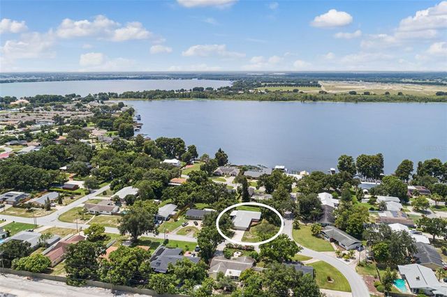 1900 MANOR CIRCLE SE, Winter Haven, FL 33880
