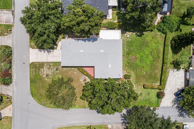 1900 MANOR CIRCLE SE, Winter Haven, FL 33880