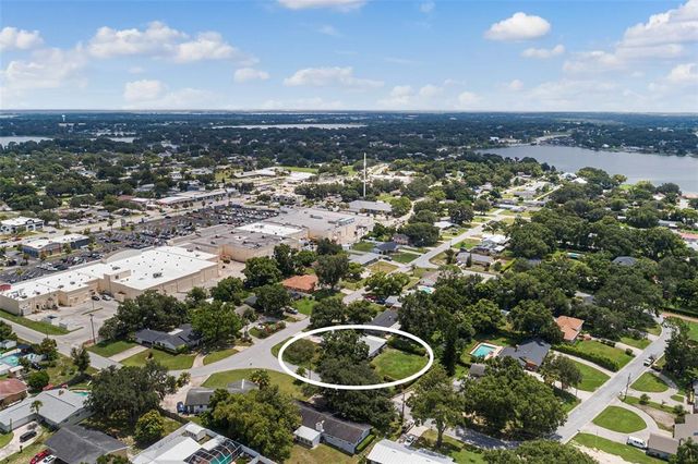 1900 MANOR CIRCLE SE, Winter Haven, FL 33880